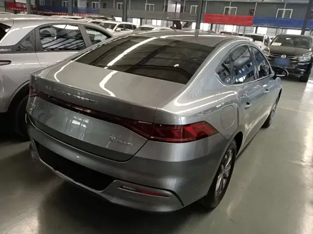 BYD Qin PLUS — Фото автомобиля 6