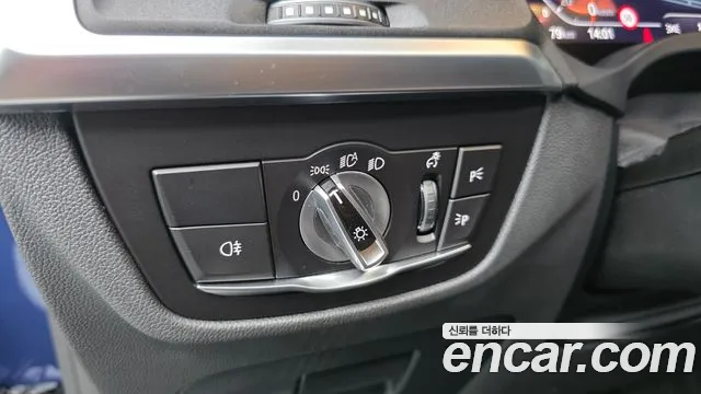 BMW X3 xDrive 20i M Sport Pro — Фото автомобиля 30