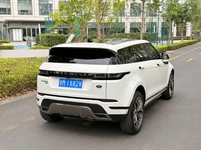 Land Rover Range Rover Evoque — Фото автомобиля 4