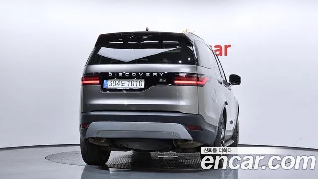 Land Rover Discovery — Фото автомобиля 4