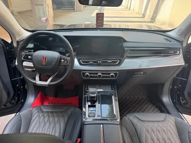 Hongqi HS5 — Фото автомобиля 6