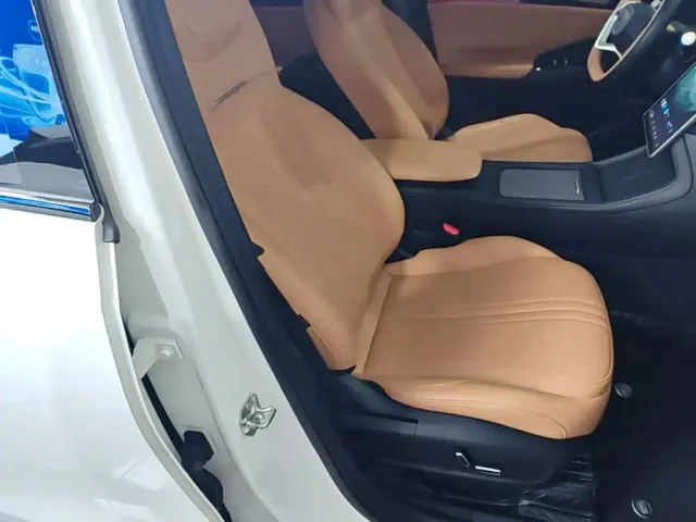 Geely Galaxy L7 — Фото автомобиля 24