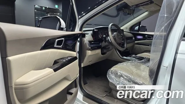 Kia Carnival Generation 4 — Фото автомобиля 10