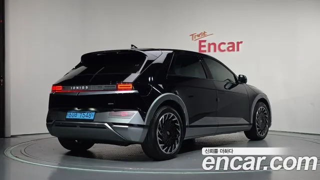 Hyundai Ioniq 5 — Фото автомобиля 2