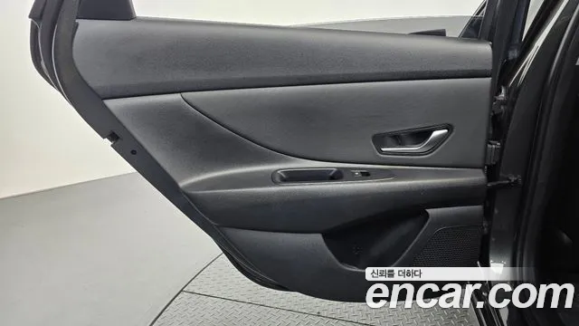 Hyundai Avante CN7 — Фото автомобиля 14