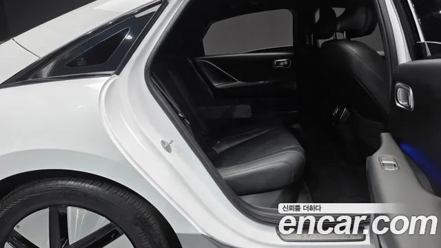 Hyundai Ioniq6 — Фото автомобиля 12