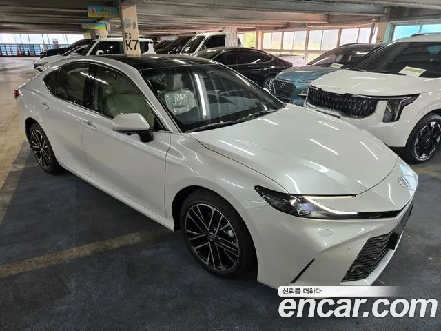 Toyota Camry — Фото автомобиля 2