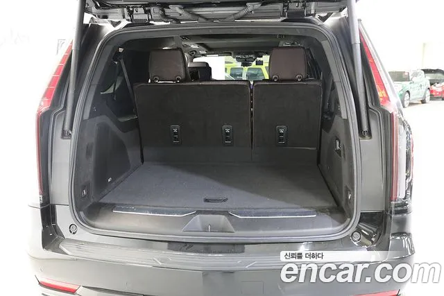 Cadillac Escalade — Фото автомобиля 7