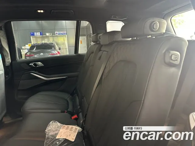 BMW X7 xDrive 40d M Sport 7 мест — Фото автомобиля 10