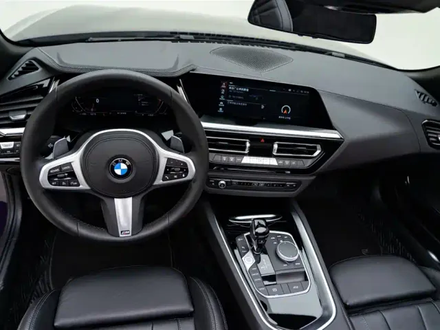 BMW Z4 — Фото автомобиля 9