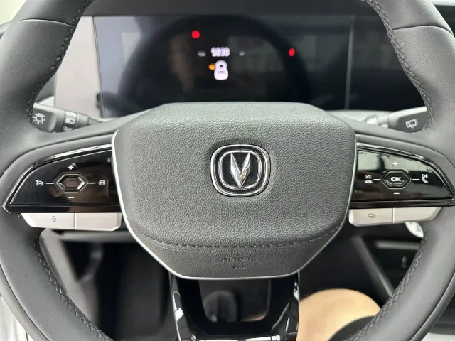 Changan CS35 Plus — Фото автомобиля 15
