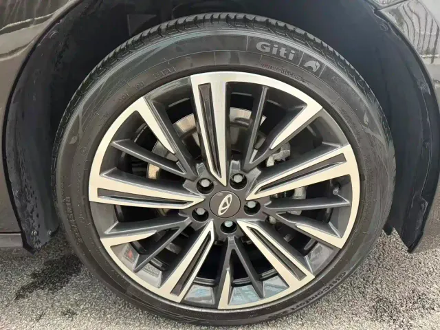 Chery Arrizo 8 — Фото автомобиля 16