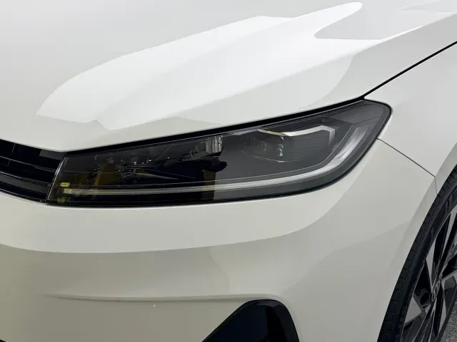 Volkswagen Sagitar — Фото автомобиля 6
