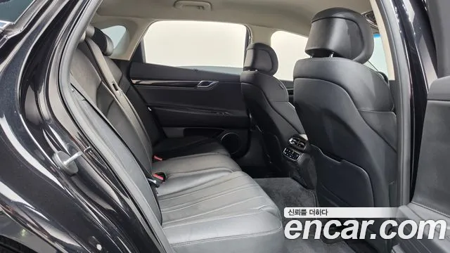 Genesis G80 RG3 — Фото автомобиля 17