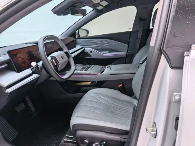 Geely Galaxy E8 — Фото автомобиля 10