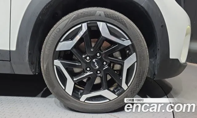 Kia Seltos — Фото автомобиля 6