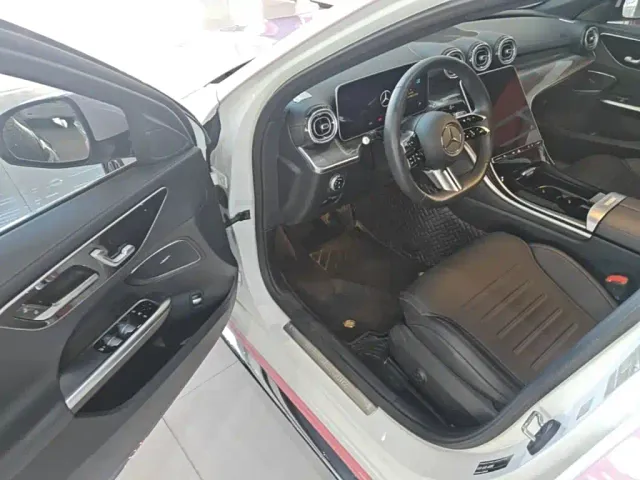 Mercedes-Benz C-Class — Фото автомобиля 15