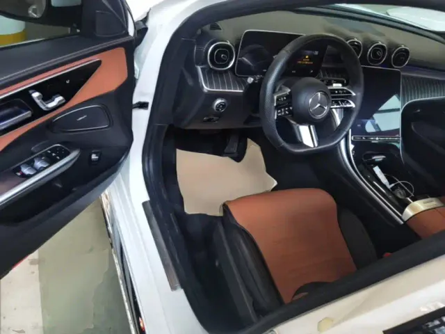 Mercedes-Benz C-Class — Фото автомобиля 15