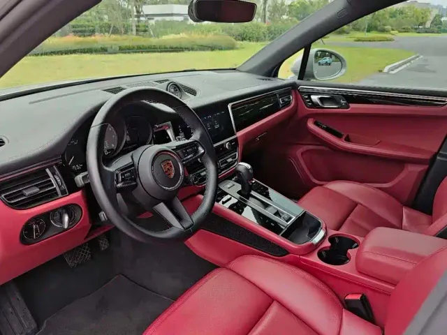 Porsche Macan — Фото автомобиля 7