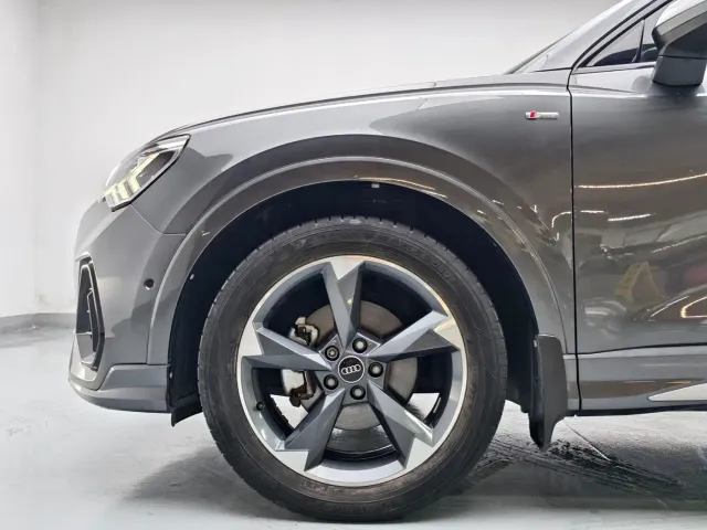 Audi Q3 — Фото автомобиля 7