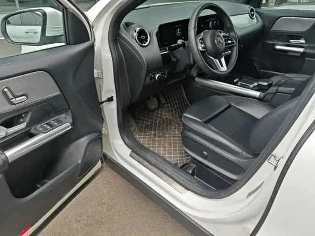Mercedes-Benz GLA-Class — Фото автомобиля 15
