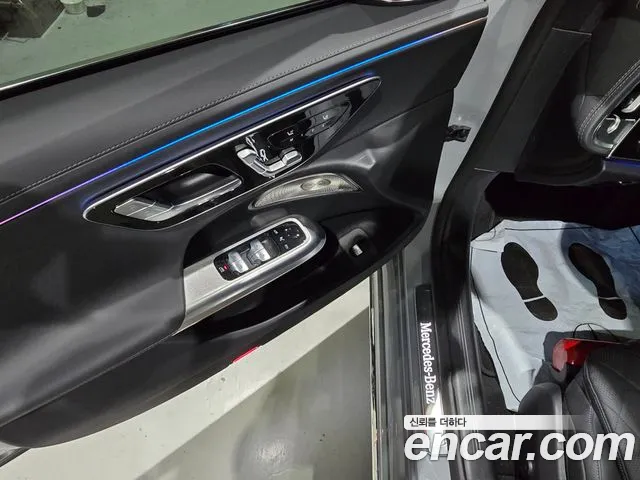 Mercedes-Benz E-Class — Фото автомобиля 9