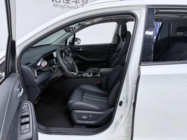 GAC Trumpchi GS4 — Фото автомобиля 10