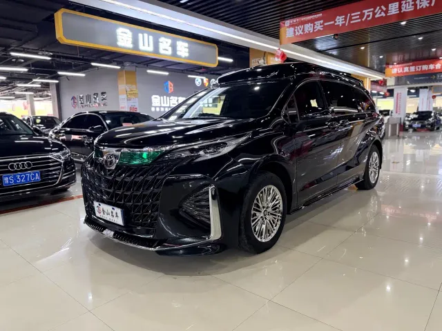 Фотография автомобиля — Toyota Sienna