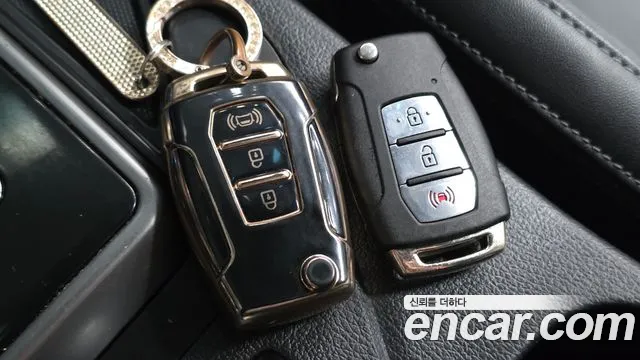 KG_Mobility_Ssangyong Rexton Новый Rexton Sport Khan Дизель 2.2 4WD — Фото автомобиля 16