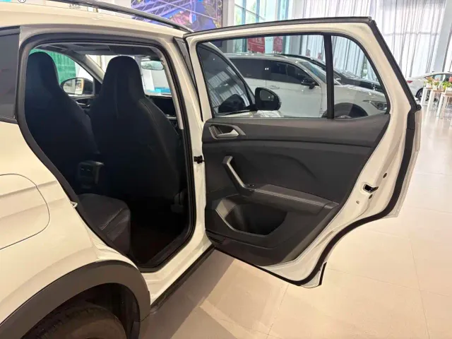 Volkswagen Tharu — Фото автомобиля 8
