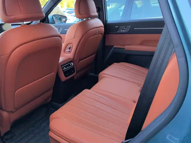 Jetour X70L — Фото автомобиля 11
