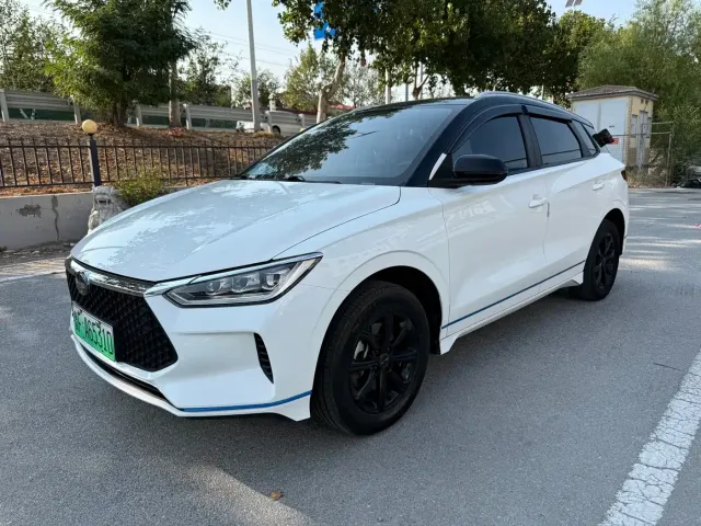 Фотография автомобиля — BYD e2