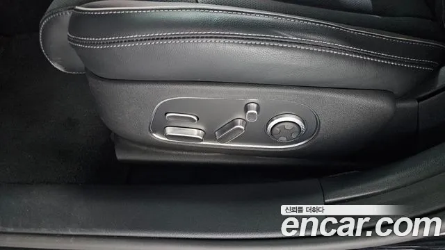 Genesis G90 — Фото автомобиля 27