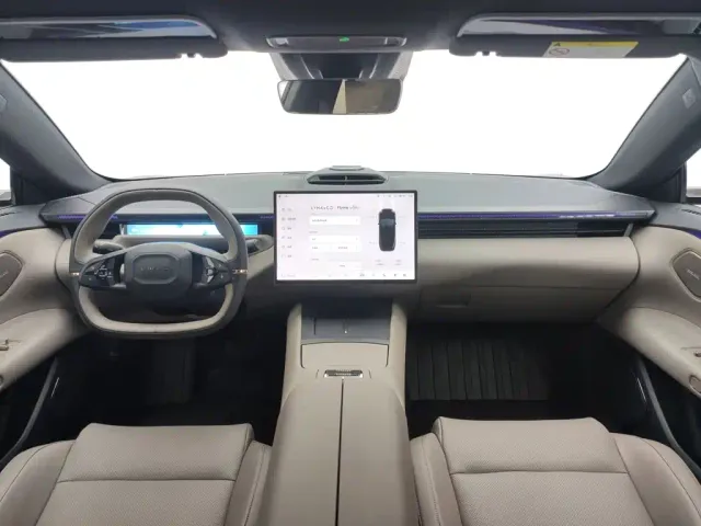 Lynk & Co Lynk & Co Z10 2025 71kWh 602km RWD Pro — Фото автомобиля 11