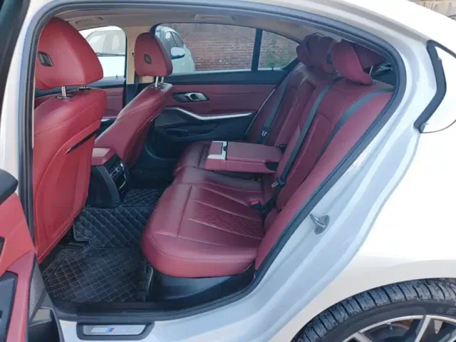 BMW 3 Series — Фото автомобиля 16