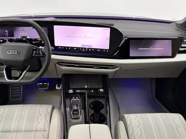 Audi A6L — Фото автомобиля 14