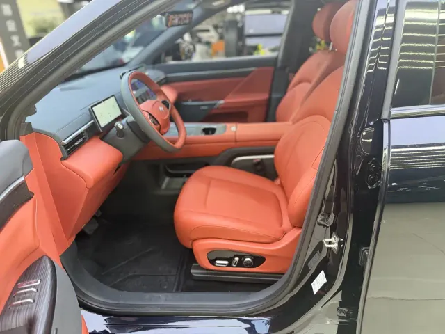 Dongfeng eπ 008 — Фото автомобиля 9
