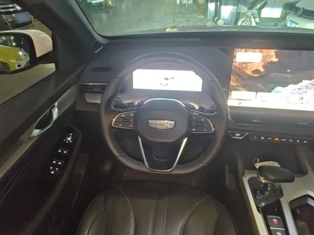 Geely Xingrui — Фото автомобиля 10