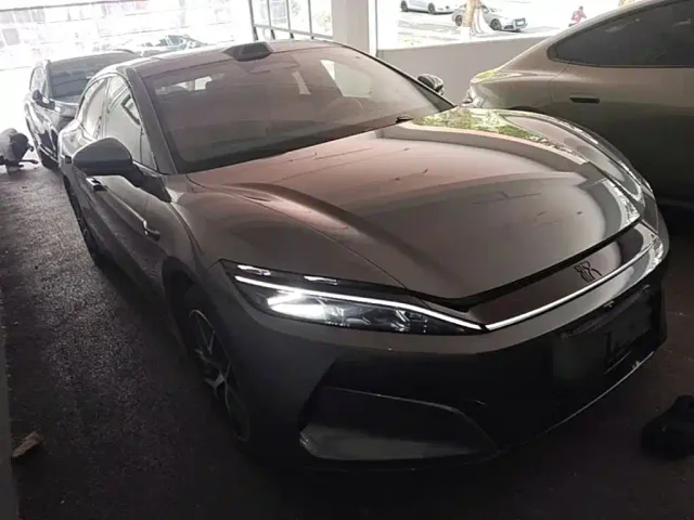 BYD Han L — Фото автомобиля 3