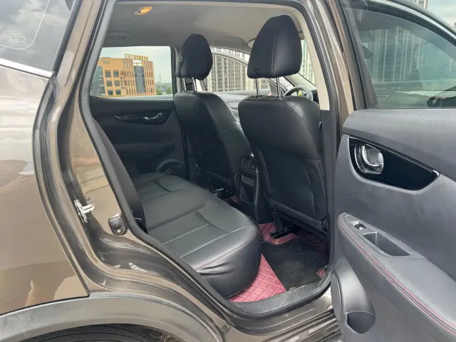 Nissan Qashqai — Фото автомобиля 12