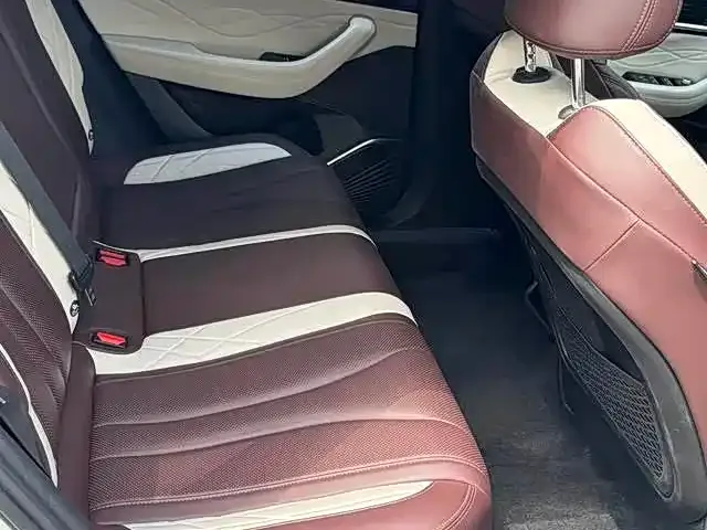 Geely Xingyue L — Фото автомобиля 3