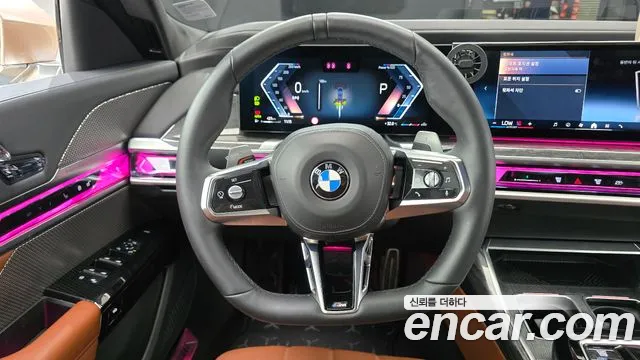 BMW 7-Series 7 серия (G70) 740i xDrive M Sport — Фото автомобиля 13