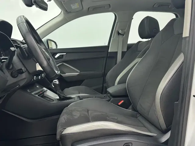 Audi Audi Q3 2022 35 TFSI Fashion Dynamic — Фото автомобиля 7