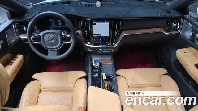 Вольво V60 V60 Cross Country 2 поколение B5 Ultimate AWD — Фото автомобиля 6