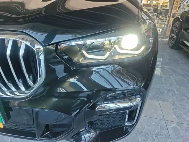 BMW X5 — Фото автомобиля 23