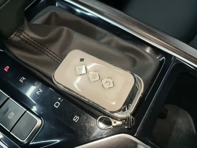 Wuling Jiachen — Фото автомобиля 8