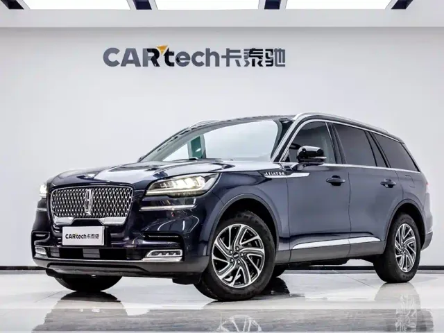 Фотография автомобиля — Lincoln Aviator