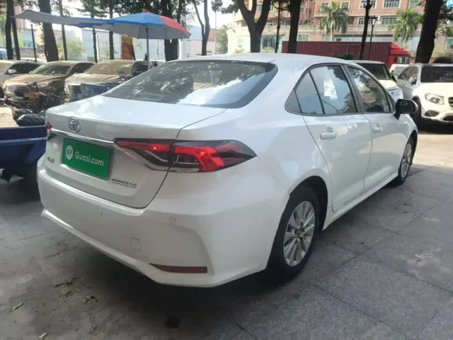 Toyota Corolla — Фото автомобиля 6