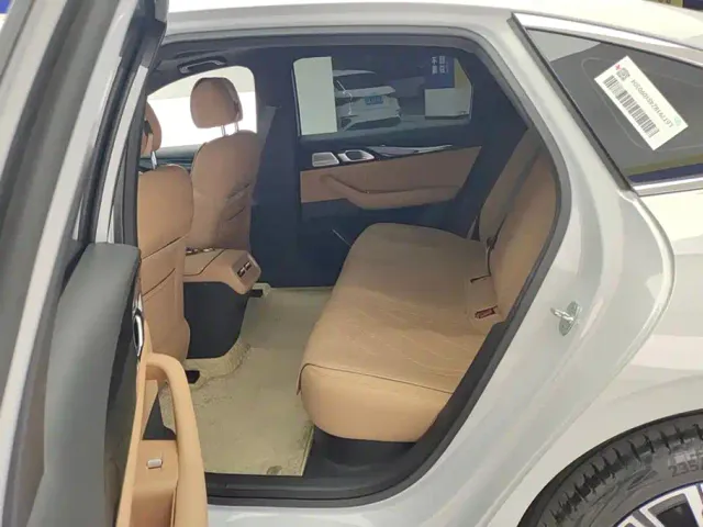 Geely Galaxy A7 — Фото автомобиля 11