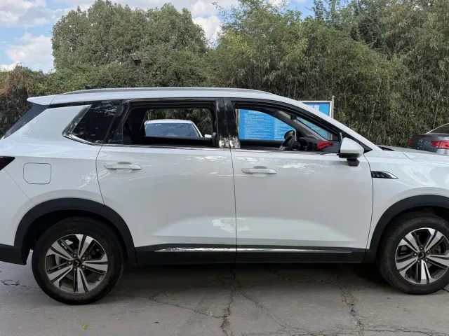 Wuling Asta — Фото автомобиля 16